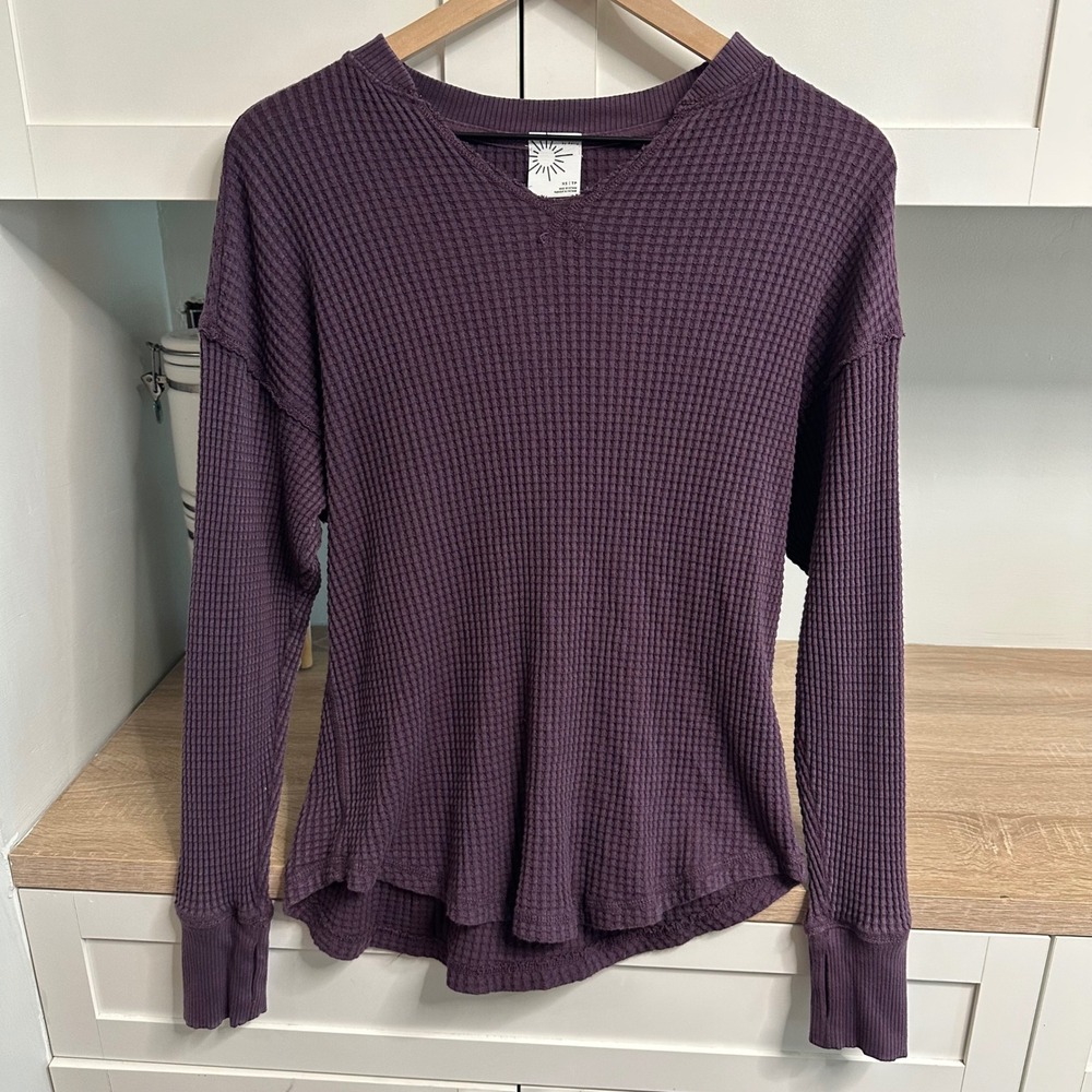 OFFLINE by Aerie Waffle Knit Top Womens XS Purple Long Sleeve Thumbhole Thermal